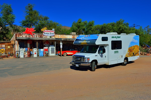 Road Trip on Route 66 in Reverse Order