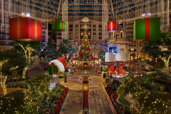 Christmas with a Texan Twist - Grapevine, Texas - by Grapevine Convention & Visitors Bureau
