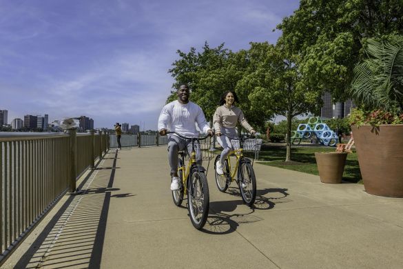 Getting Around Detroit: Easy and Convenient Transportation Options